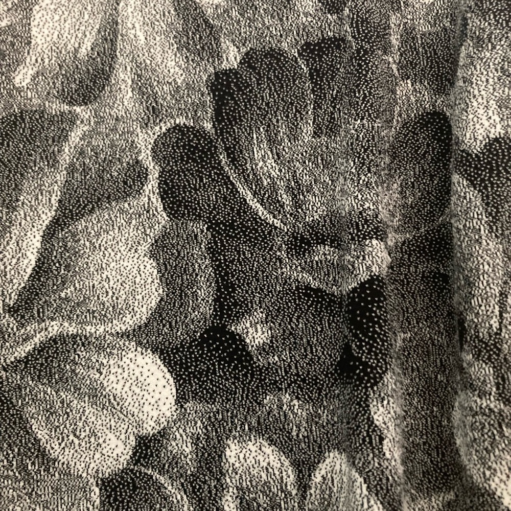 Athleta Elation Textured Tight Charcoal Floral Leggings Size L - Picture 6 of 12